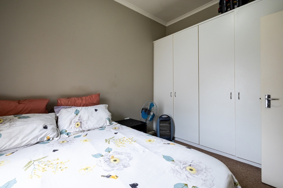 2 Bedroom Property for Sale in Buh Rein Estate Western Cape